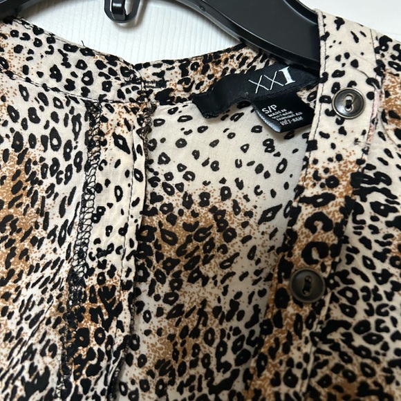 Blouse - Picture 2 of 4